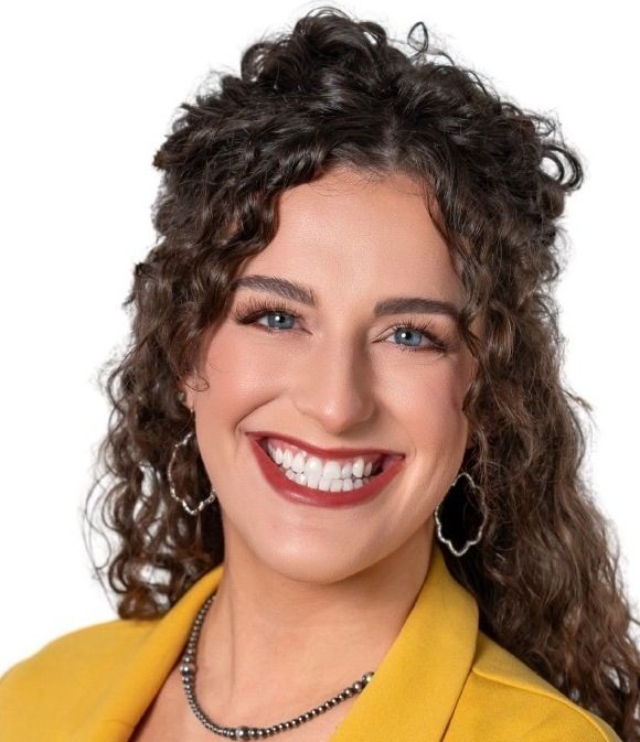 Emily Carnahan, Agent at Ellis Realty